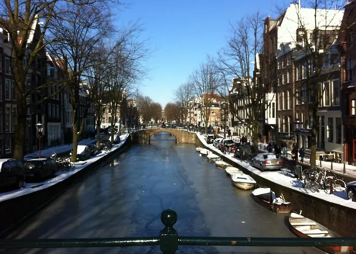 Coho Bed & Breakfast 3*